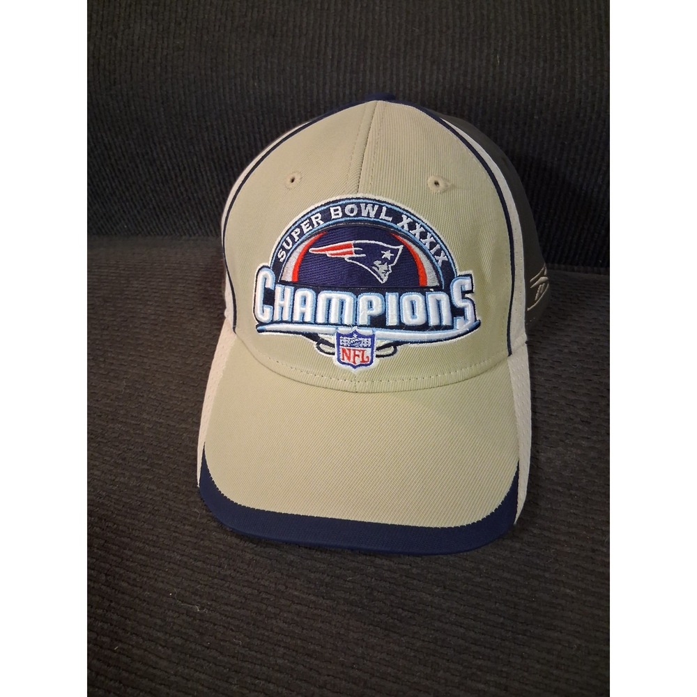 New England Patriots Super‎ Bowl XXXIX Champions Reebok Adjustable Hat Cap NFL